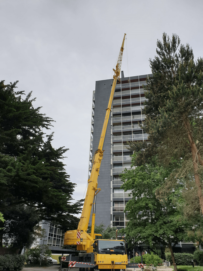Intervention sur un toit terrasse à 57m de hauteur